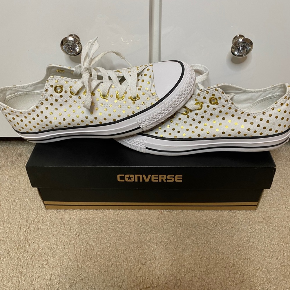 Low top converse